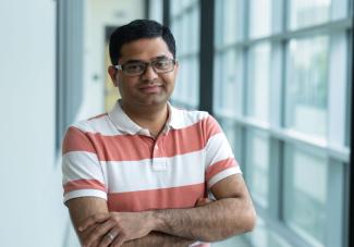 Headshot of Ishan Thakkar